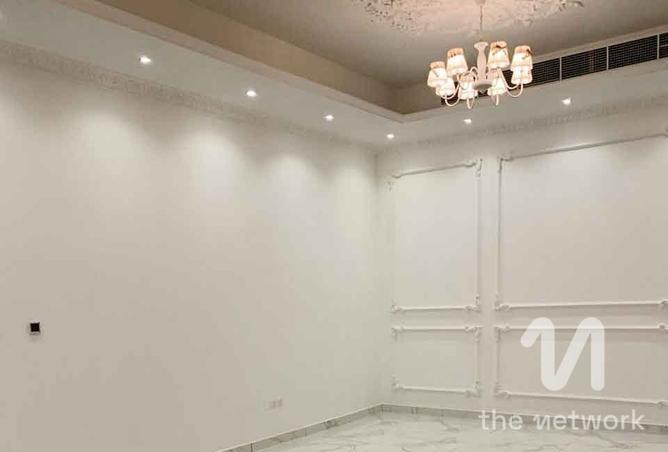 130198220 - Property Image 2