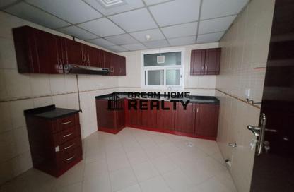 Apartment - 1 - 2 for rent in Manazil Tower 3 - Al Mamzar - Sharjah - Sharjah Apartment - 1 - 2 for rent in Manazil Tower 3 - Al Mamzar - Sharjah - Sharjah