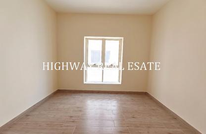 Apartment - 3 Bedrooms - 3 Bathrooms for rent in Muwaileh 29 Building - Muwaileh - Sharjah