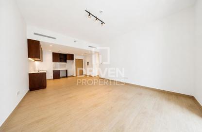 Apartment - 1 Bedroom - 1 Bathroom for rent in La Rive Building 4 - La Rive - Port de La Mer - La Mer - Jumeirah - Dubai