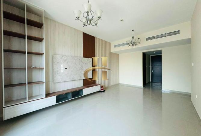 121992424 - Property Main Image