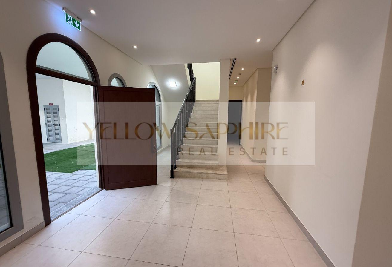 4BR Villa + Maid | Prime Al Garhoud Location photo 4