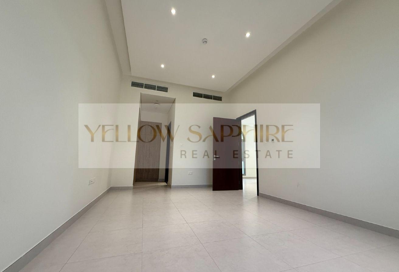 4BR Villa + Maid | Prime Al Garhoud Location photo 5