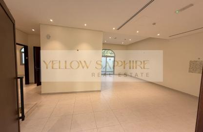 Villa - 4 - 5 for rent in Al Garhoud Villas - Al Garhoud - Dubai Villa - 4 - 5 for rent in Al Garhoud Villas - Al Garhoud - Dubai