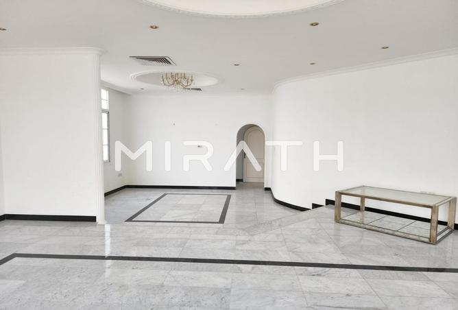 122438374 - Property Image 2