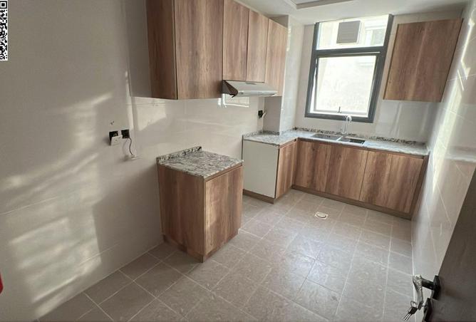 74255261 - Property Image 3