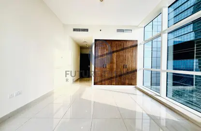 شقة - 2 غرف نوم - 3 حمامات للايجار في برج دوجا - شارع الشيخ زايد - دبي