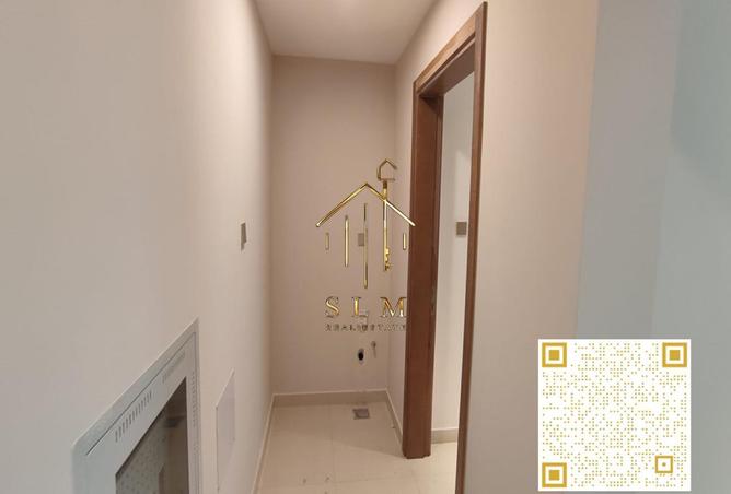 56144454 - Property Image 3