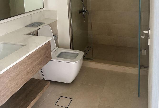 104681300 - Property Image 3