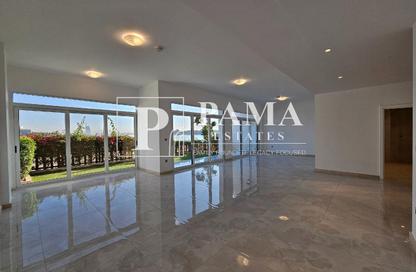 Villa - 5 Bedrooms - 6 Bathrooms for rent in Palma Residences - Palm Jumeirah - Dubai