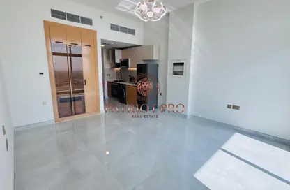 شقة - 1 حمام للايجار في سكايز من دانوب - ارجان - دبي