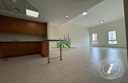 Apartment - 2 Bedrooms - 3 Bathrooms for rent in Building 108 to Building 137 - Contemporary Cluster - Discovery Gardens - Dubai