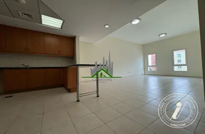 Apartment - 2 Bedrooms - 3 Bathrooms for rent in Building 108 to Building 137 - Contemporary Cluster - Discovery Gardens - Dubai