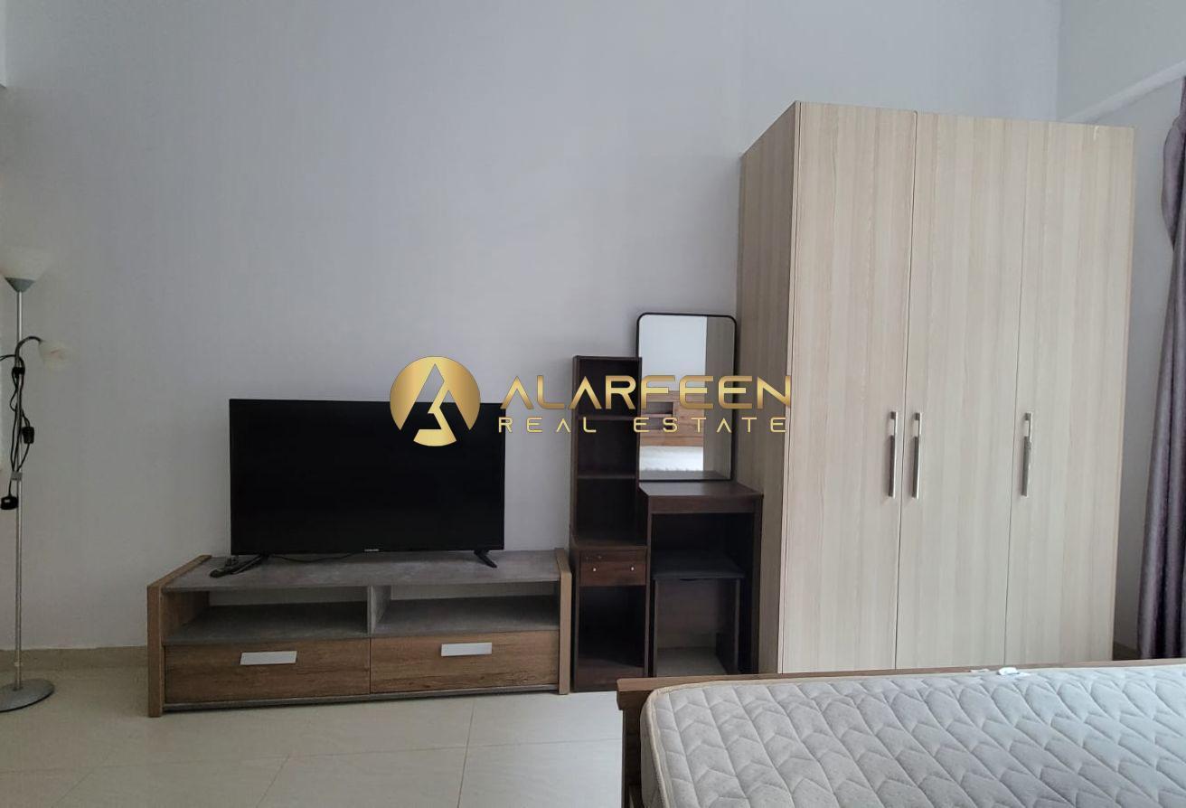 Unfurnished Studio I Ready to Move |Good Finishing photo 5