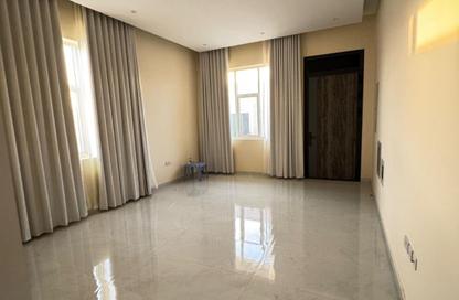 Villa - 4 Bedrooms - 5 Bathrooms for rent in Rodhat Al Qarat - Al Rowdat Suburb - Sharjah