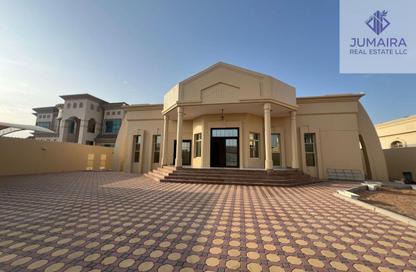 Apartment - 4 Bedrooms - 5 Bathrooms for rent in Al Riffa - Ras Al Khaimah