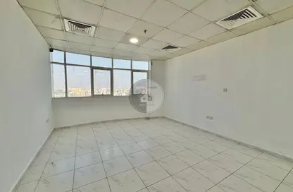 Apartment - 1 Bathroom for rent in RAK Tower - Al Seer - Ras Al Khaimah