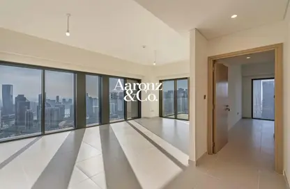 Apartment - 3 Bedrooms - 4 Bathrooms for rent in Burj Royale - Downtown Dubai - Dubai Apartment - 3 Bedrooms - 4 Bathrooms for rent in Burj Royale - Downtown Dubai - Dubai
