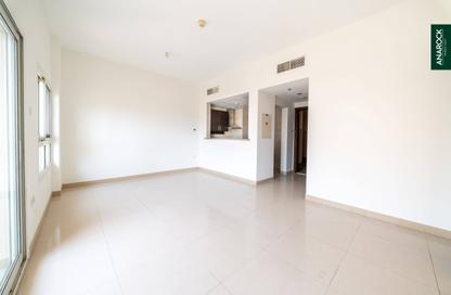 Apartment - 2 Bedrooms - 3 Bathrooms for rent in Centrium Tower 2 - Centrium Towers - Dubai Production City (IMPZ) - Dubai