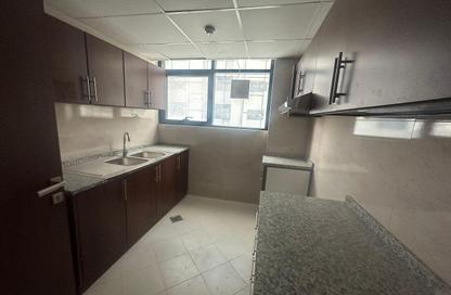 Apartment - 1 Bedroom - 2 Bathrooms for rent in Al Taawoon Tower 1 - Al Taawoon Towers - Al Khan - Sharjah