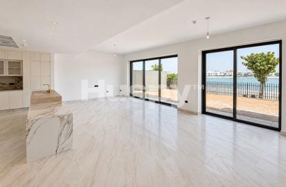 Villa - 4 - 6 for sale in Falcon Island North - Falcon Island - Al Hamra Village - Ras Al Khaimah