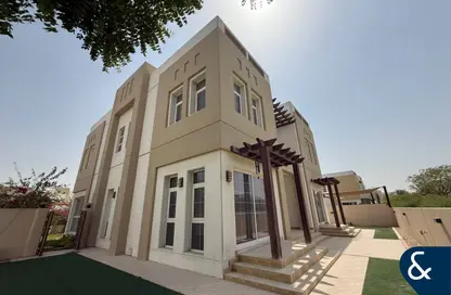 Villa - 5 Bedrooms - 4 Bathrooms for rent in Rahat - Mudon - Dubai