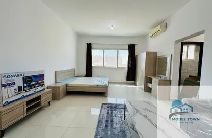 Apartment - Studio - 1 Bathroom for rent in Khalifa City - Abu Dhabi