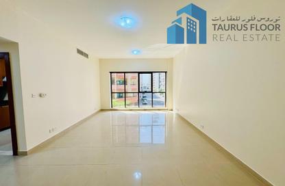 Apartment - 4 Bedrooms - 4 Bathrooms for rent in Golden Sands 9 - Mankhool - Bur Dubai - Dubai