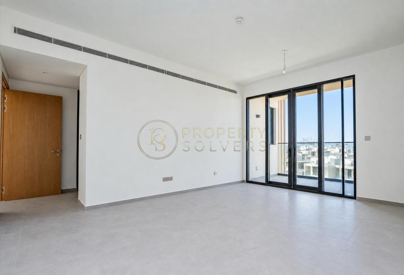 Huge 5BR Villa | Park View | Prime Location photo 16