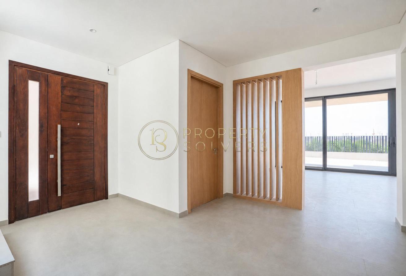 Huge 5BR Villa | Park View | Prime Location photo 28