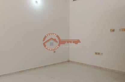 Apartment - 2 Bedrooms - 2 Bathrooms for rent in Shabiya 11 - Shabiya - Mussafah - Abu Dhabi
