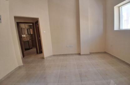 Apartment - 1 - 1 for rent in Fire Station Road - Muwaileh - Sharjah