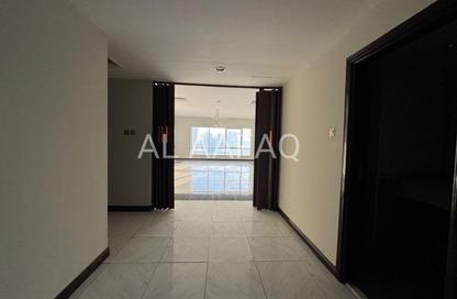 Apartment - 4 Bedrooms - 5 Bathrooms for rent in Al Majaz 1 - Al Majaz - Sharjah