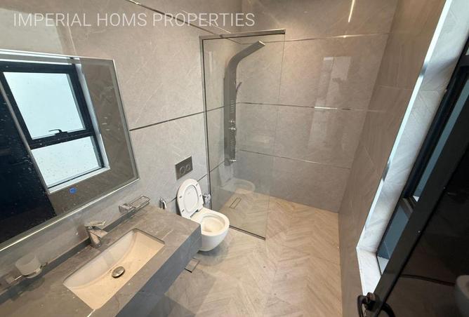 72721449 - Property Image 2