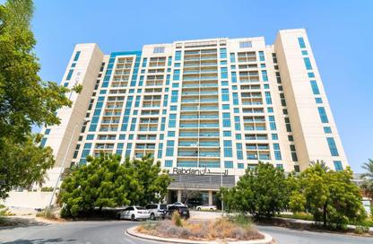 Apartment - 2 Bedrooms - 3 Bathrooms for rent in Rabdan Building - Motor City - Dubai