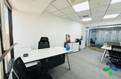 Co-working space - Studio - 4 Bathrooms for rent in Twin Tower - Baniyas Road - Deira - Dubai