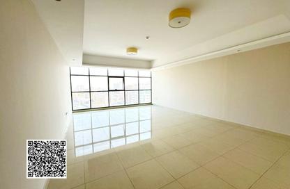 Apartment - 3 Bedrooms - 4 Bathrooms for sale in Gulfa Towers - Al Rashidiya 1 - Al Rashidiya - Ajman