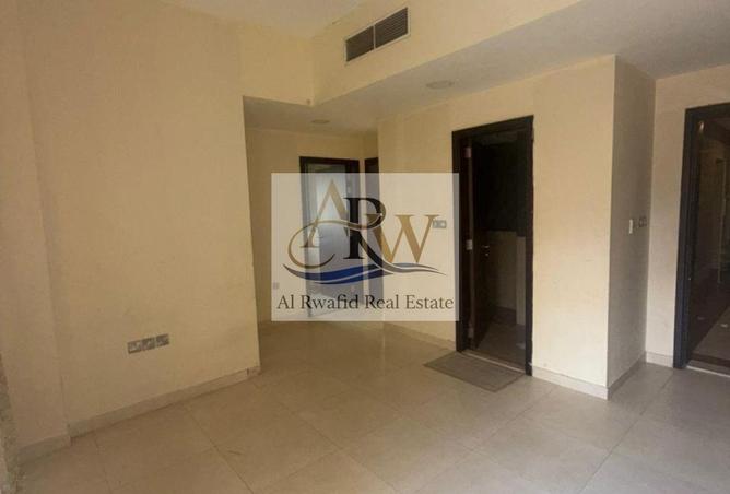 72304800 - Property Image 3