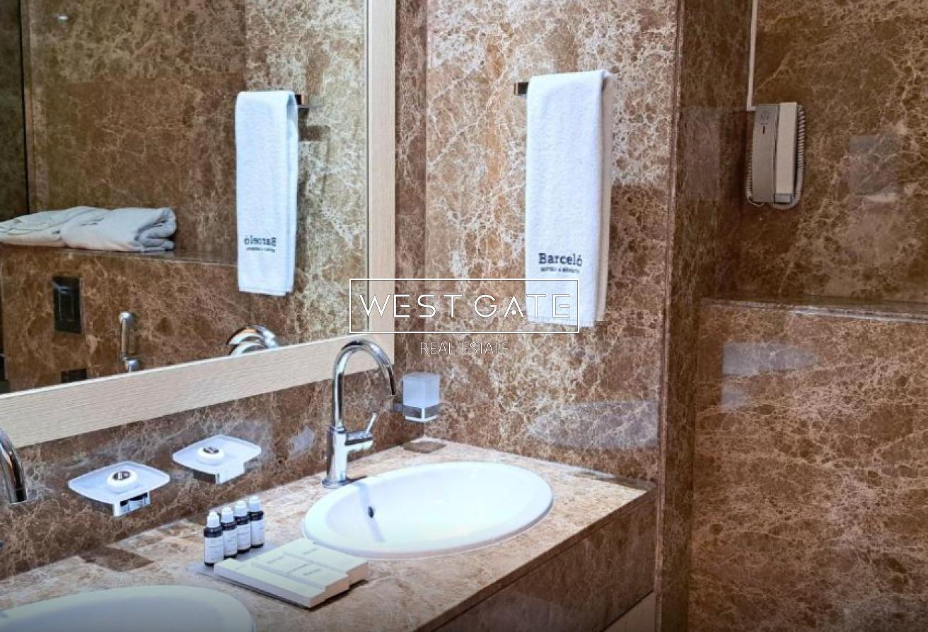 Sea View | Penthouse | Utilities Included photo 13