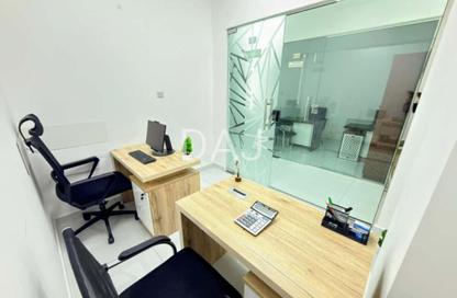 Office Space - Studio - 1 Bathroom for rent in Red Avenue - Al Garhoud - Dubai