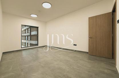 Apartment - 3 Bedrooms - 4 Bathrooms for rent in Riviera Tower - Al Majaz 3 - Al Majaz - Sharjah