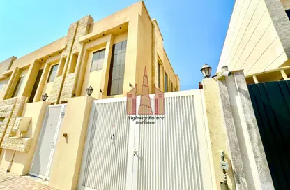 فيلا - 4 غرف نوم - 5 حمامات للايجار في حوشي 1 - حوشي - البادي - الشارقة