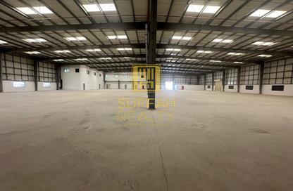 Warehouse - Studio - 5 Bathrooms for rent in Dubai Investment Park 1 (DIP 1) - Dubai Investment Park (DIP) - Dubai