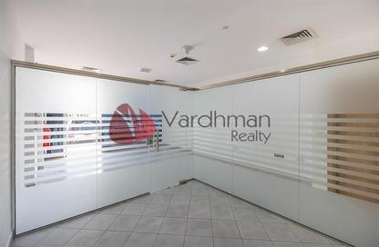 Shop - Studio - 1 Bathroom for rent in Dawson House - Meydan Avenue - Meydan - Dubai
