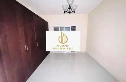 Apartment - 2 Bedrooms - 2 Bathrooms for rent in Muwailih Building - Muwaileh - Sharjah