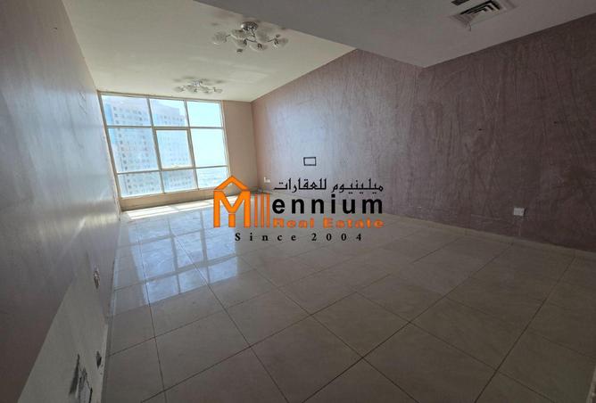 76964375 - Property Image 3