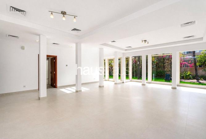 101694255 - Property Image 3