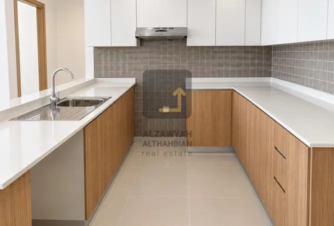 161428205 - Property Image 3