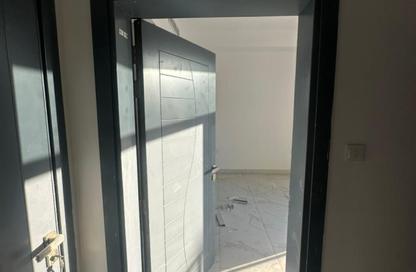 Apartment - 1 Bedroom - 1 Bathroom for rent in Geepas Building 3 - Al Rashidiya 2 - Al Rashidiya - Ajman