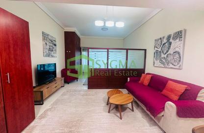 Apartment - Studio - 1 Bathroom for rent in Lake Terrace - JLT Cluster D - Jumeirah Lake Towers - Dubai